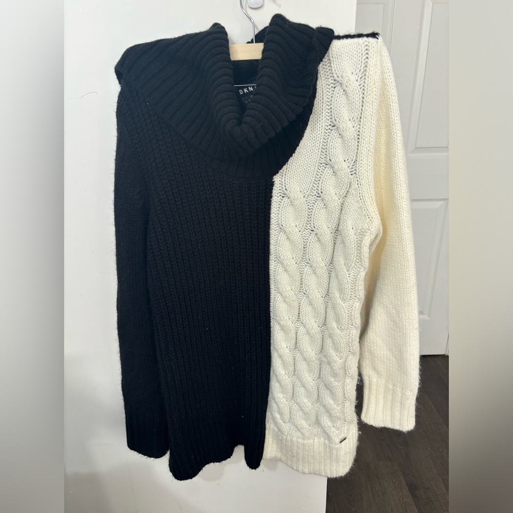 DKNY sweater black white